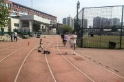 旺财28-一座宝藏运动场的60年蜕变：从煤渣道到塑胶场，“免低开放”陪伴成都市民运动生活|青羊区体育中心|窦晓平|健身|成都市青羊区|四川省_新浪新闻